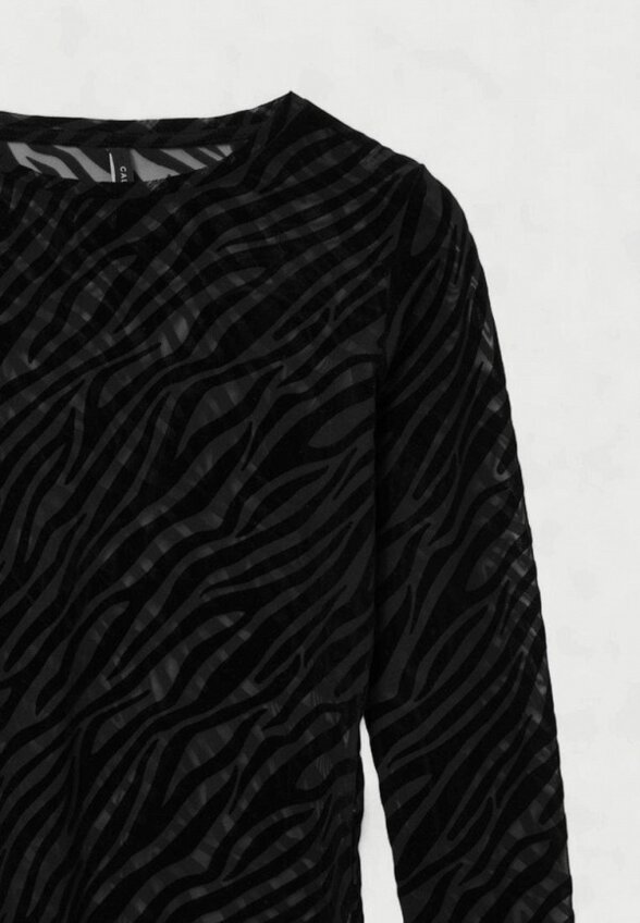 Лонгслив Calliope