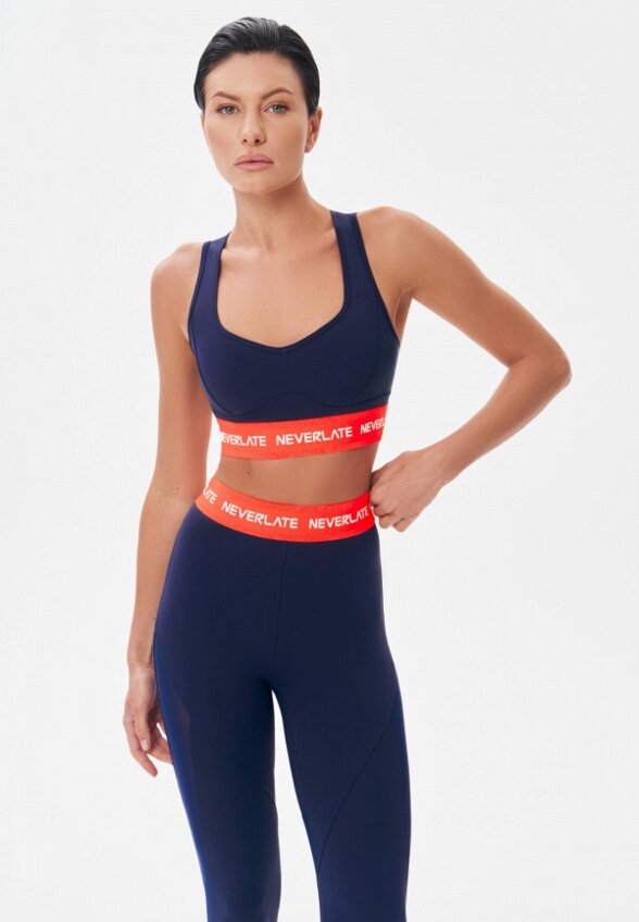 Топ спортивный Neverlate