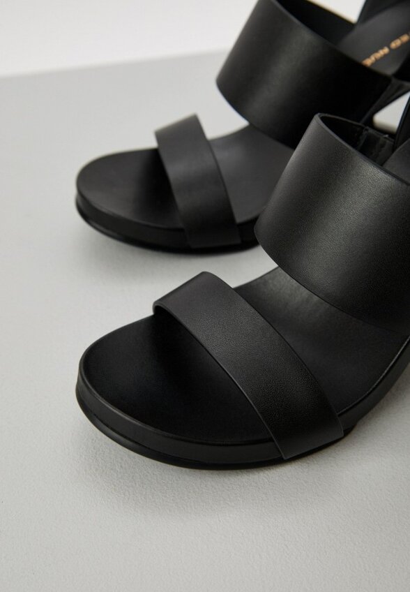 Босоножки United Nude