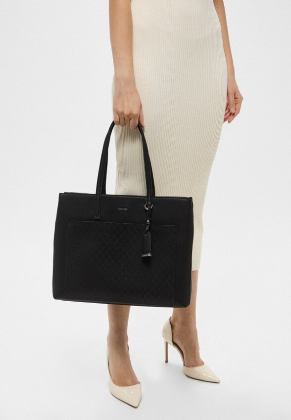 Сумка и брелок Calvin Klein