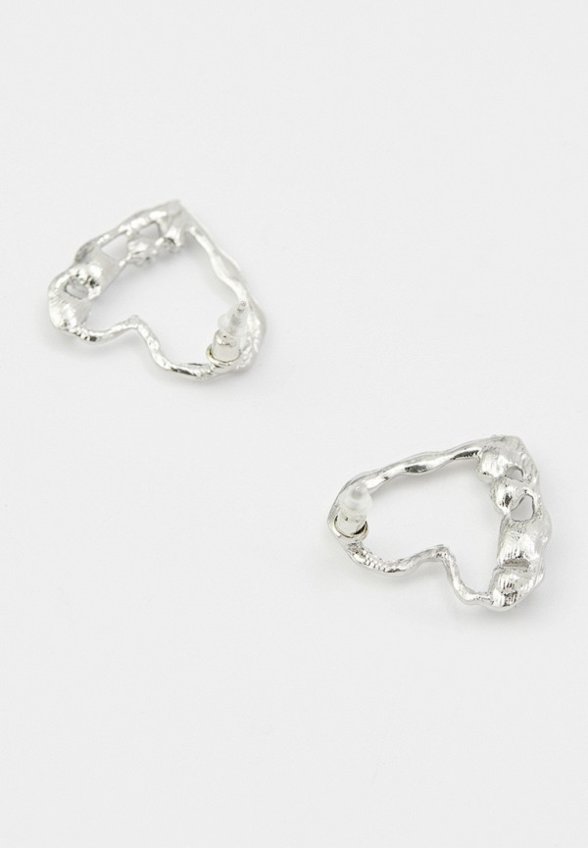 Серьги Bocciolo