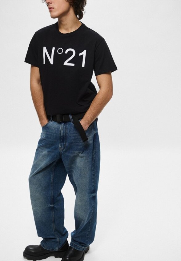 Футболка N21