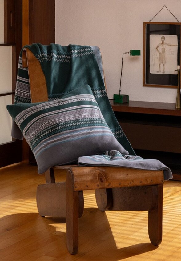 Покрывало Kenzo