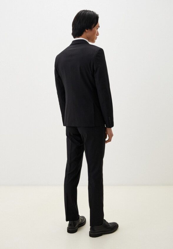 Костюм классический Laconi