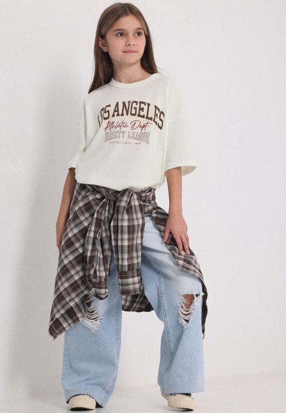 Футболка Апрель