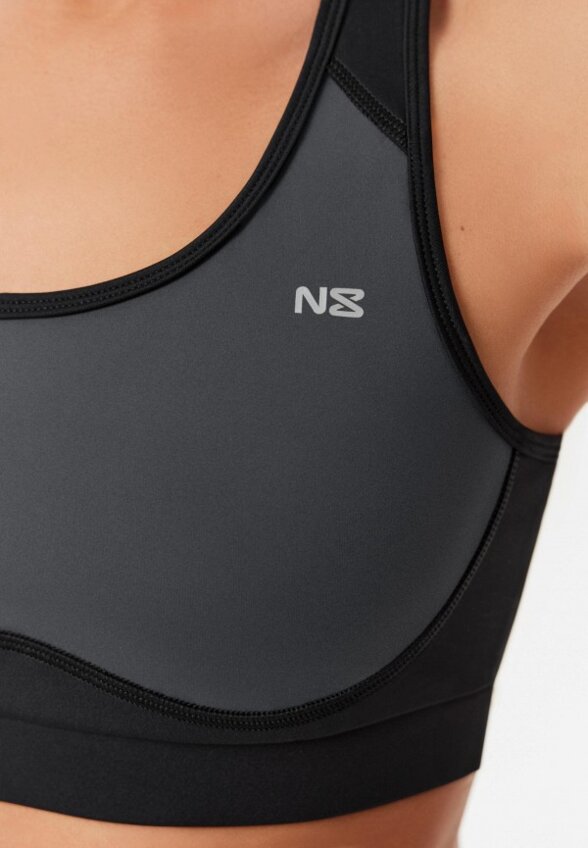 Топ спортивный Neverlate