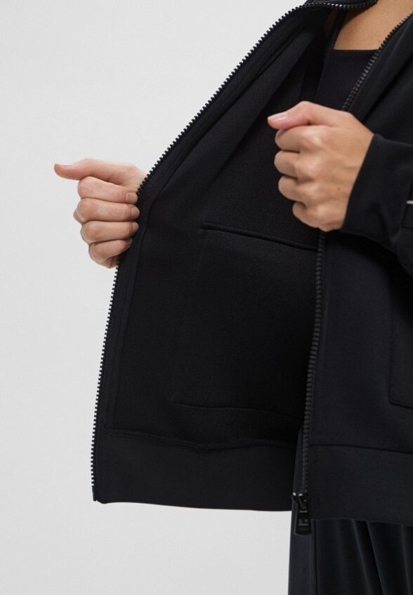 Олимпийка EA7