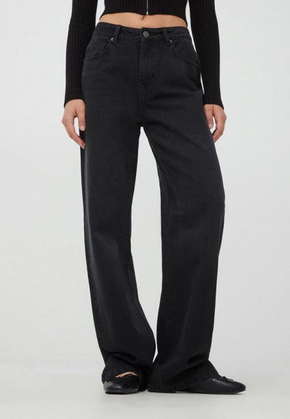 Джинсы Terranova