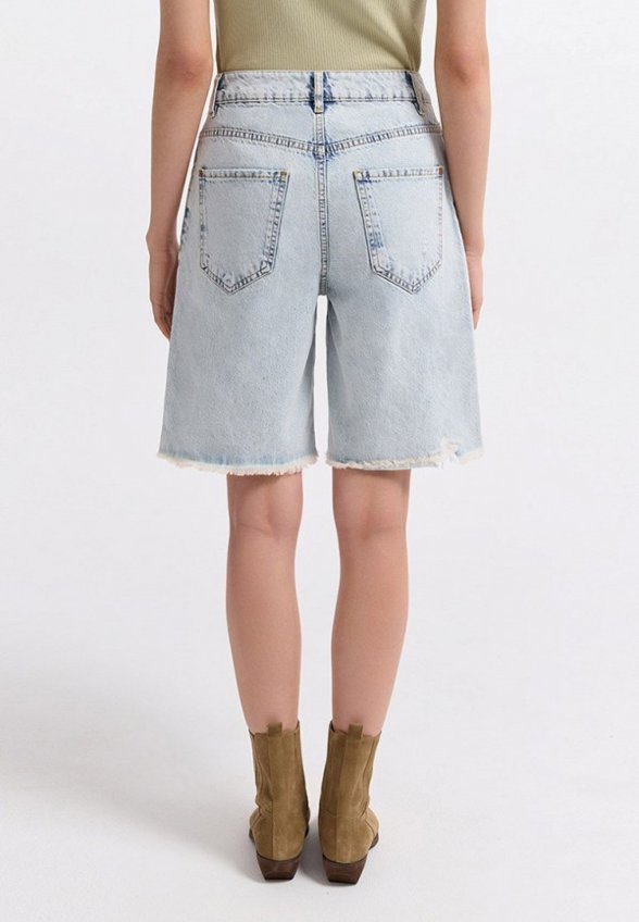 Шорты джинсовые Love Republic