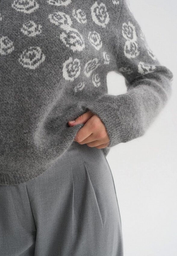 Джемпер To Be Blossom