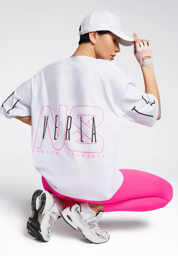 Футболка Neverlate