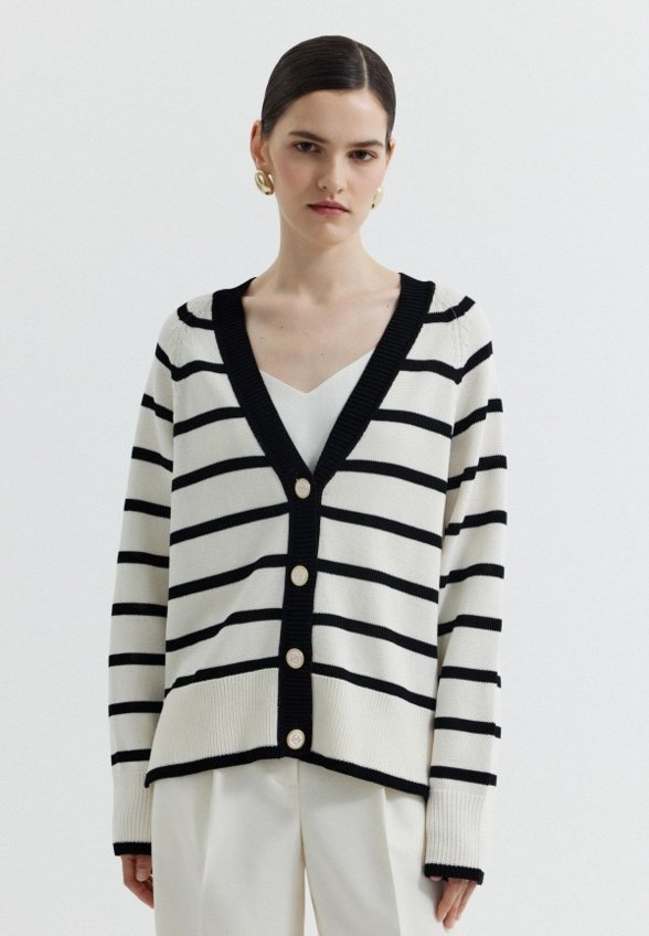 Кардиган Charuel