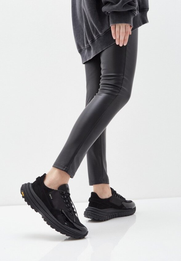 Кроссовки Högl