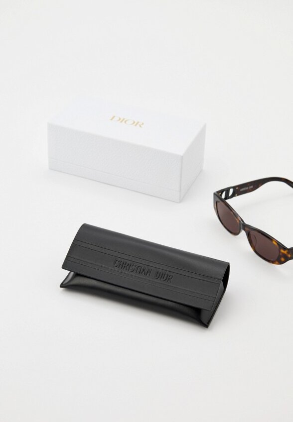 Очки солнцезащитные Dior