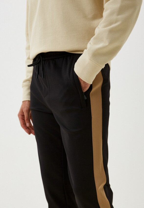 Брюки спортивные Qwentiny