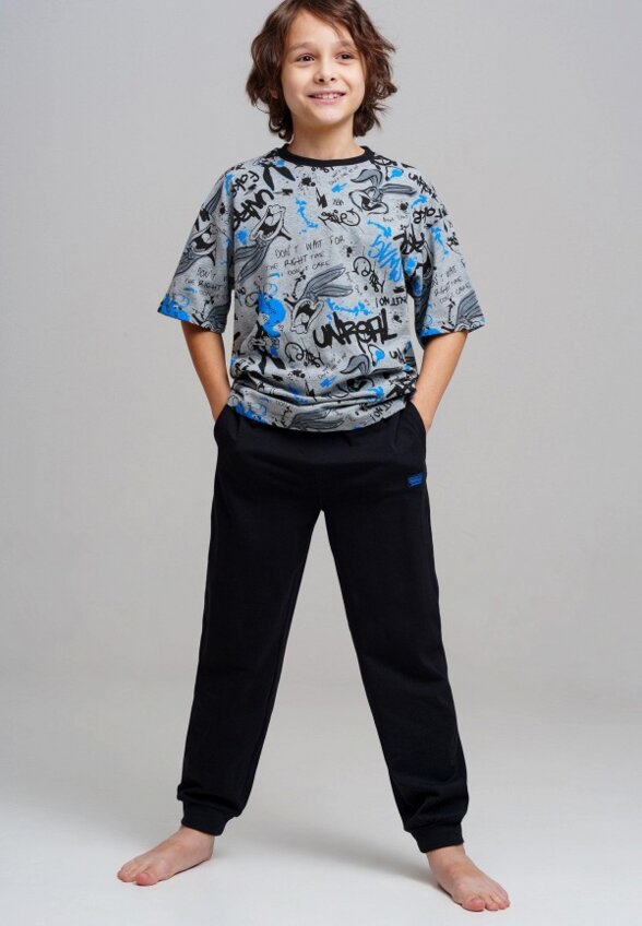 Футболка и брюки PlayToday