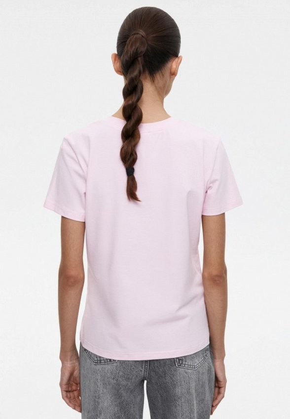 Футболка Charmstore