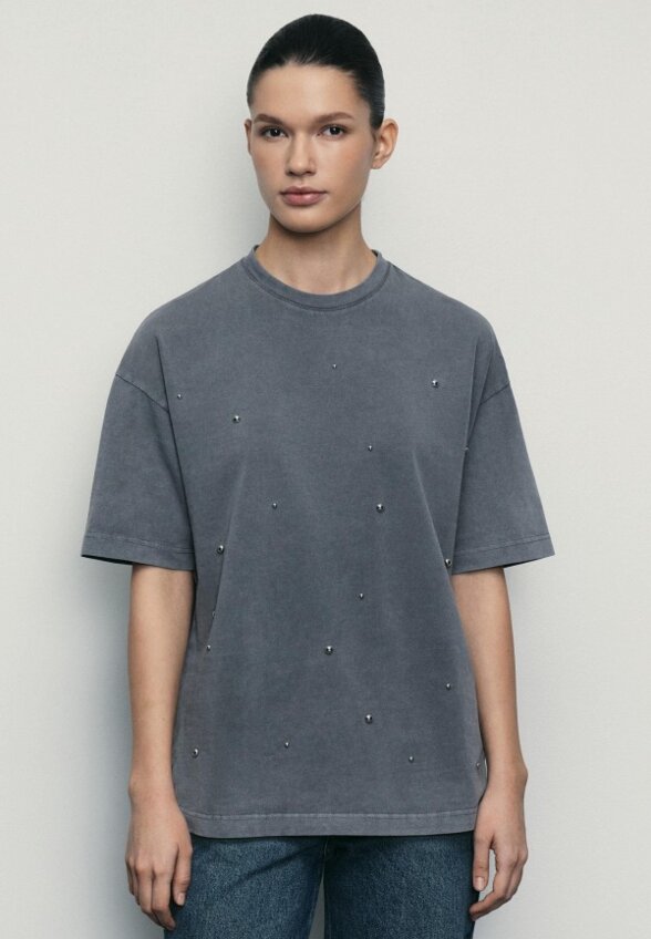 Футболка Zarina