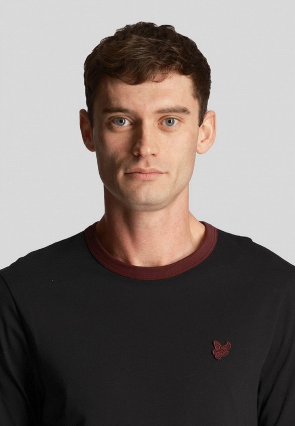 Футболка Lyle & Scott