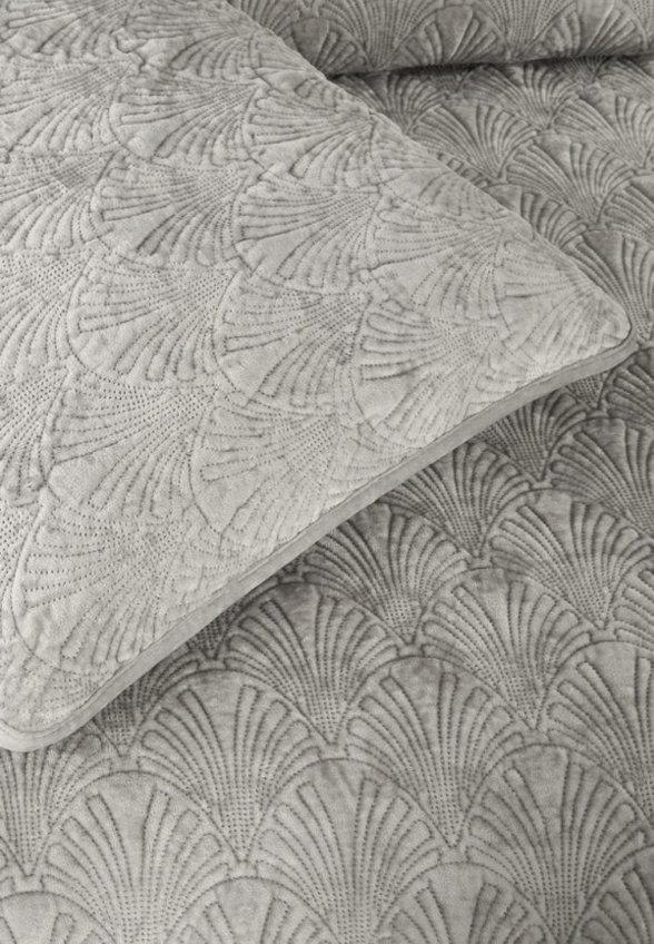 Комплект с покрывалом Sofi De Marko