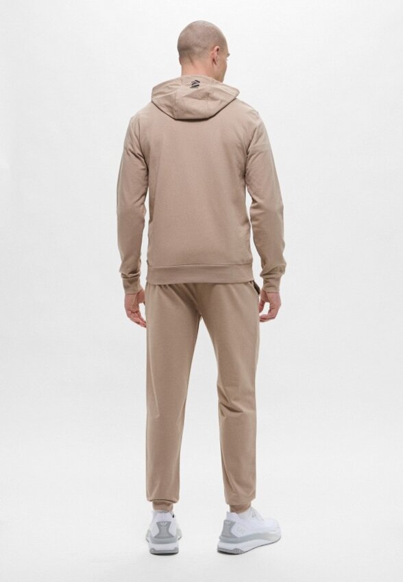 Костюм спортивный EA7