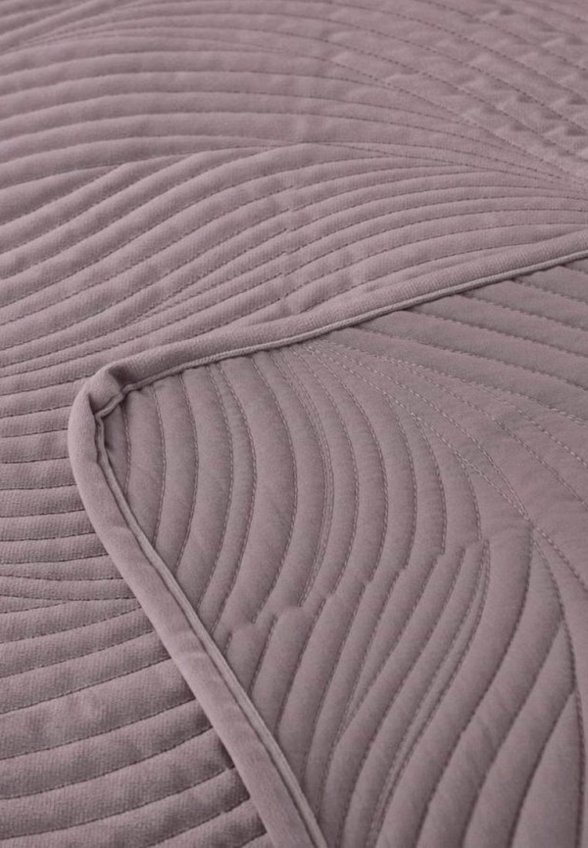 Комплект с покрывалом Sofi De Marko