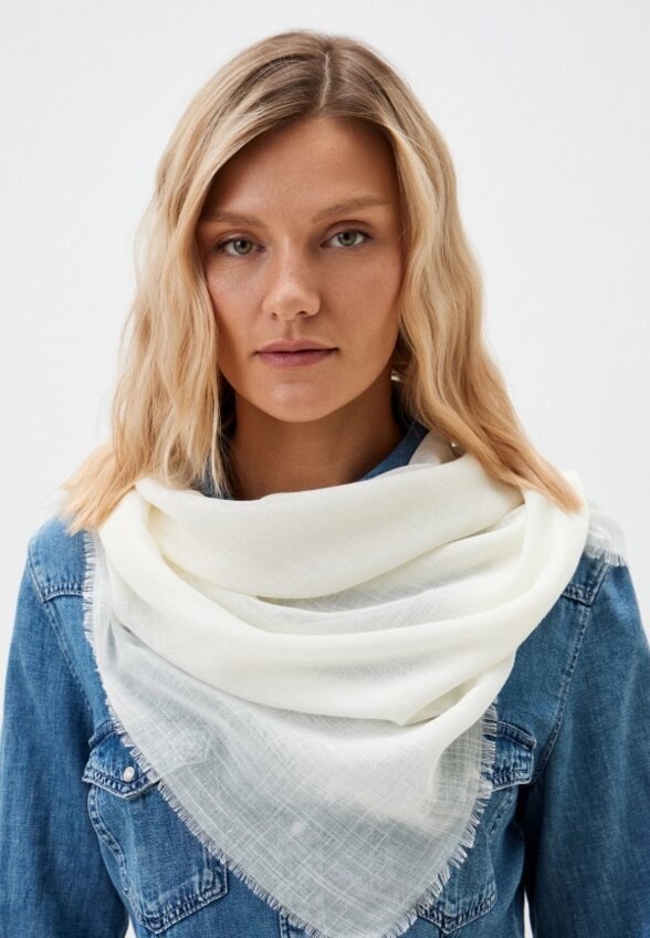 Платок Rosedena