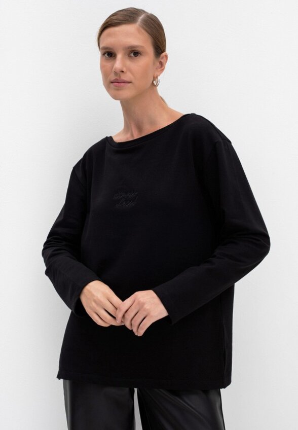 Лонгслив Savage