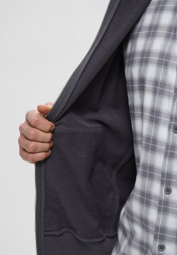 Брюки спортивные Zrn Man