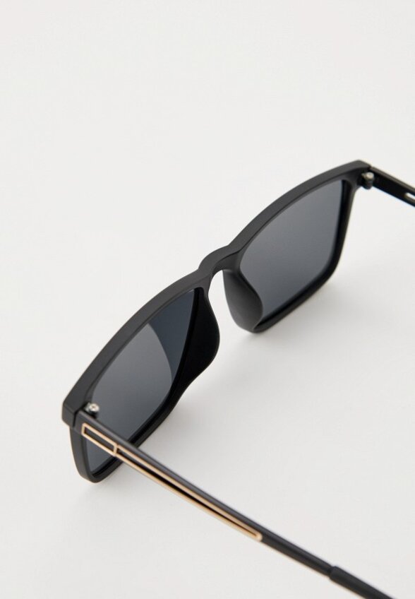 Очки солнцезащитные Keddo