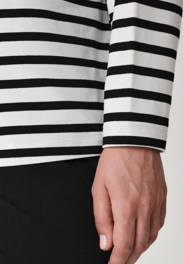 Лонгслив Antiga