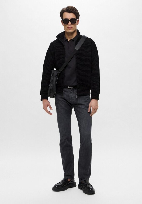 Джинсы Emporio Armani