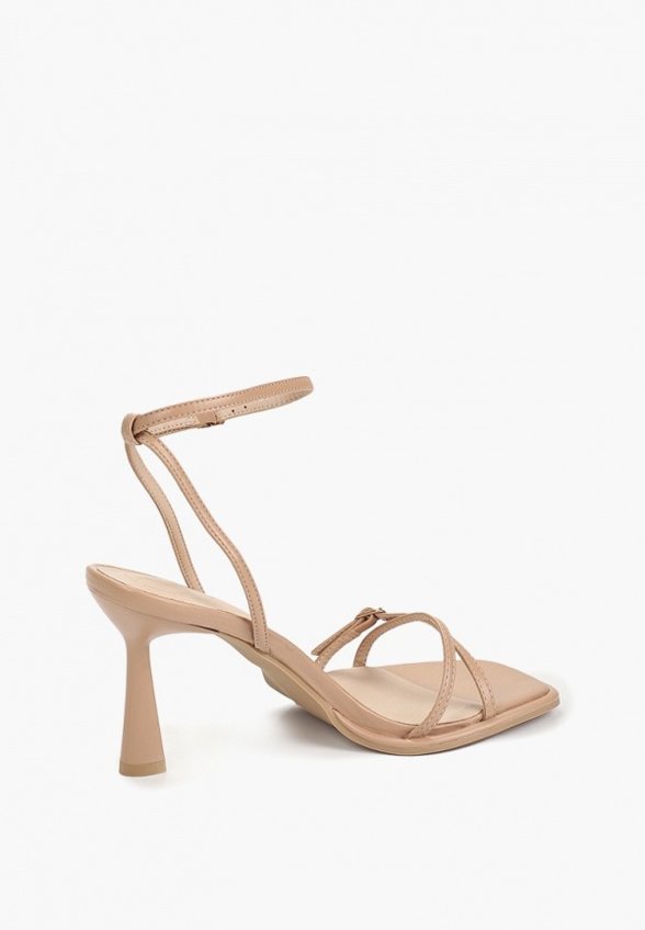 Босоножки Betsy