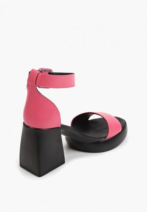 Босоножки Dakkem