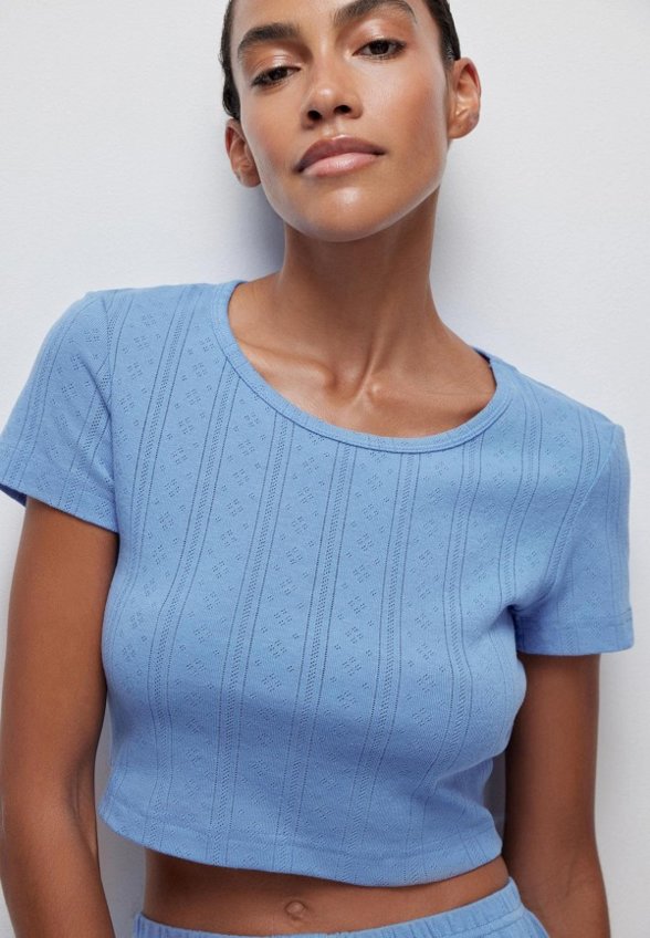 Футболка belle you