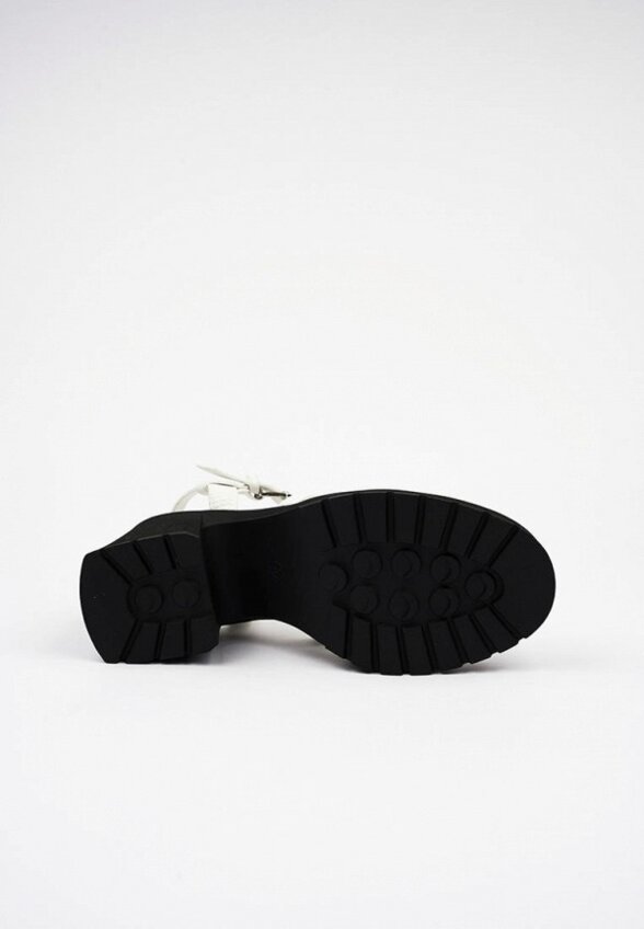 Босоножки Niota Line