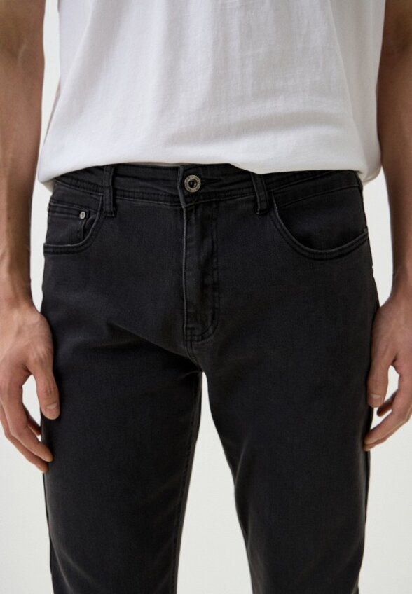 Джинсы Vitacci