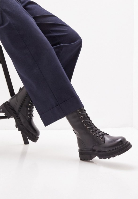 Ботинки Abricot