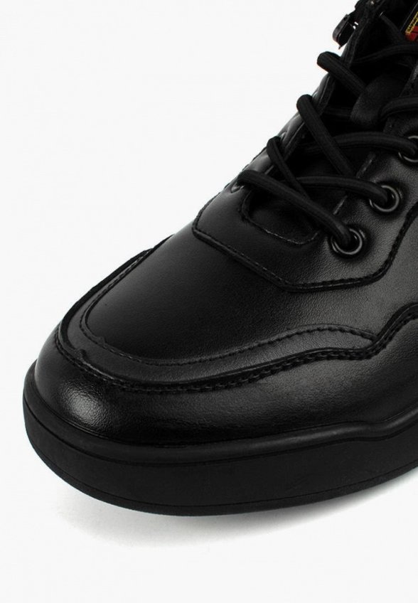 Кроссовки Berten