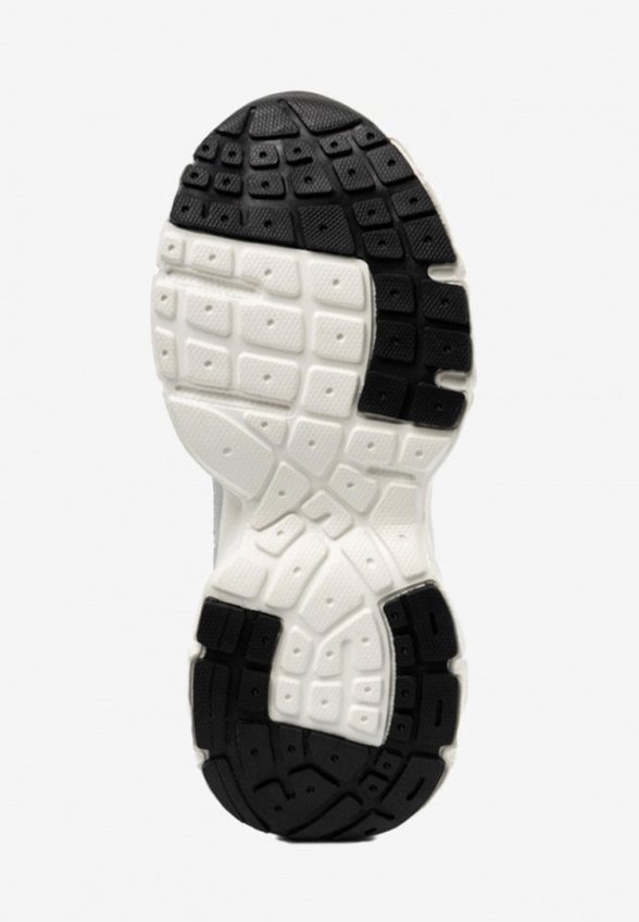 Кроссовки Baasploa