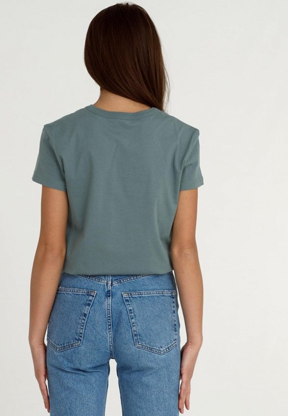 Футболка Апрель