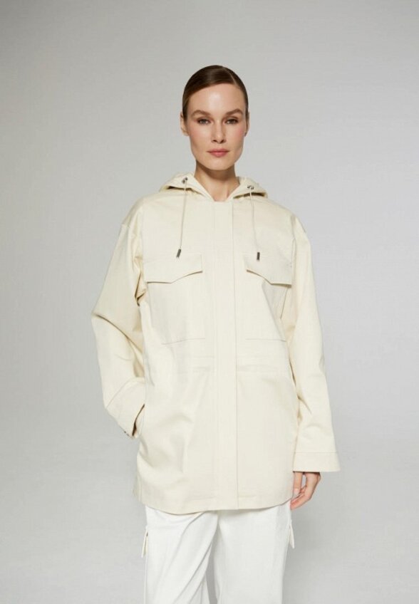 Ветровка Anna Pekun