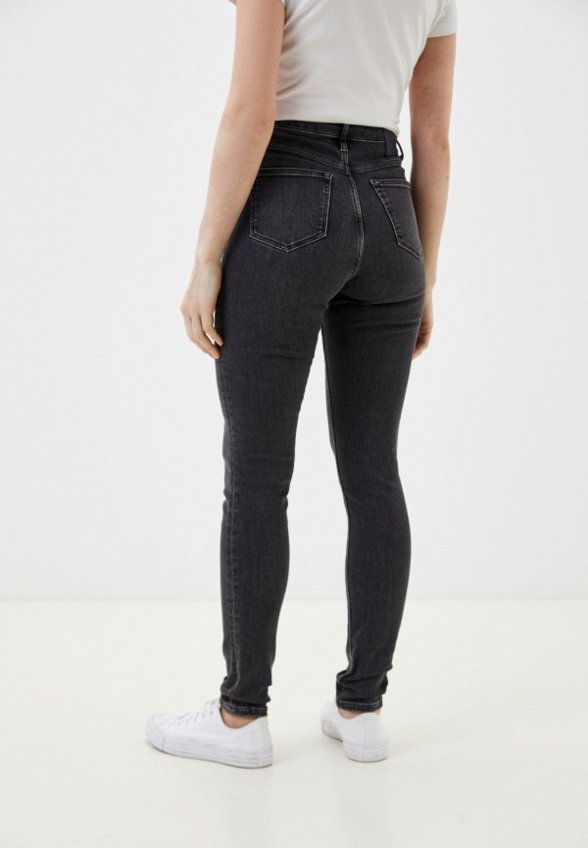 Джинсы Colin's