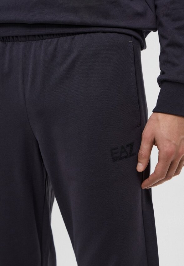 Брюки спортивные EA7