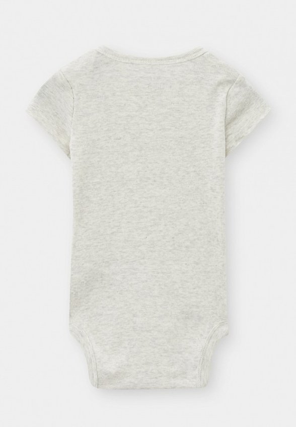 Песочник, боди и шорты Carter’s