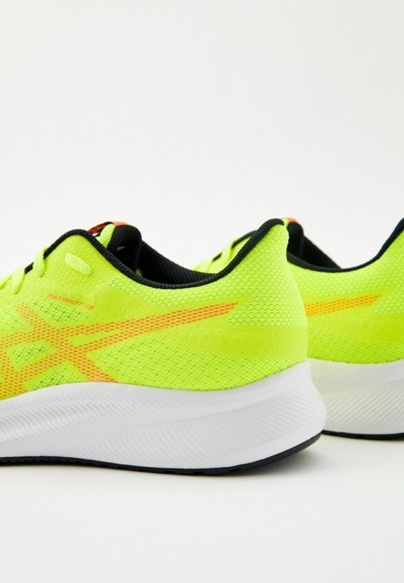 Кроссовки ASICS