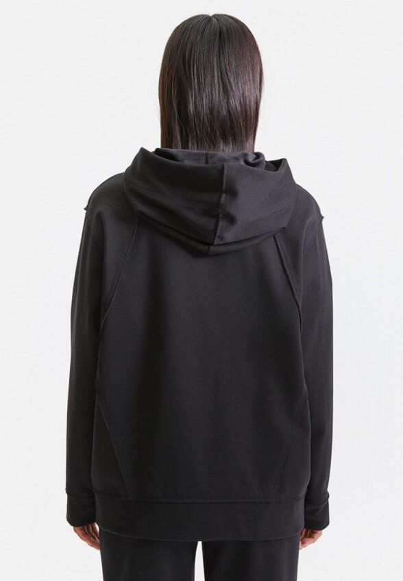 Толстовка M.Reason