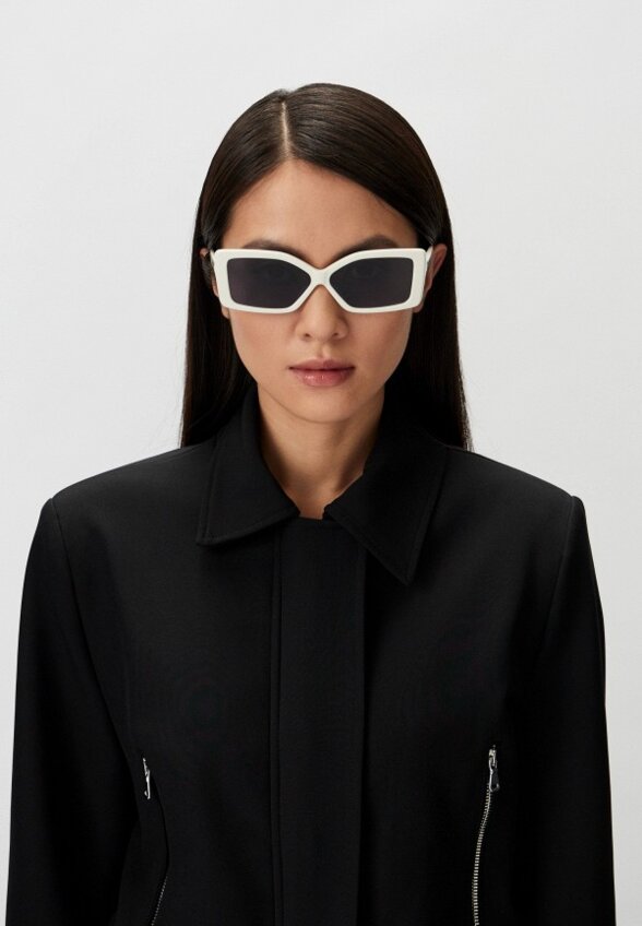 Очки солнцезащитные Jacquemus