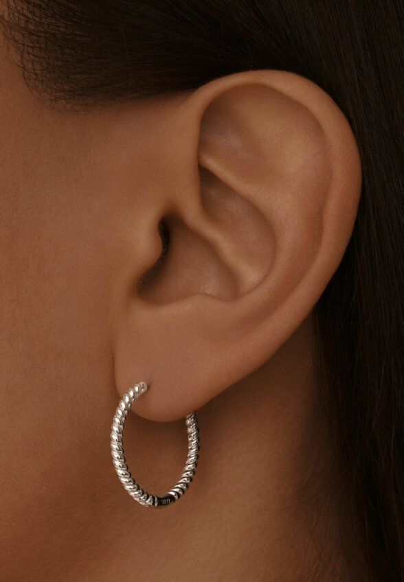 Серебряные серьги-конго с рельефом MIESTILO  MIE