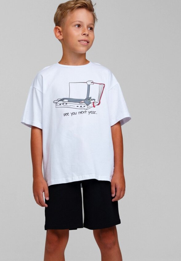 Футболка и шорты PlayToday